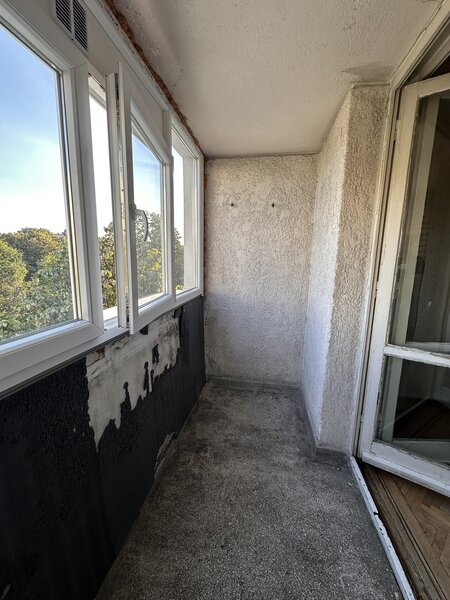 Costin Georgian Apartament 3 camere  Metrou Costin Georgian - 2 min